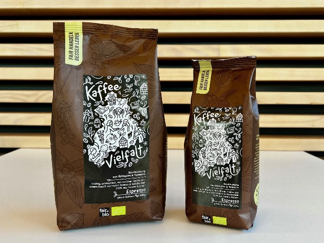 2 Packungen Espresso, groß und klein
